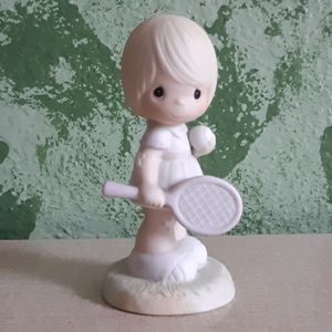 Precious Moments girl Serving the Lord Figurine